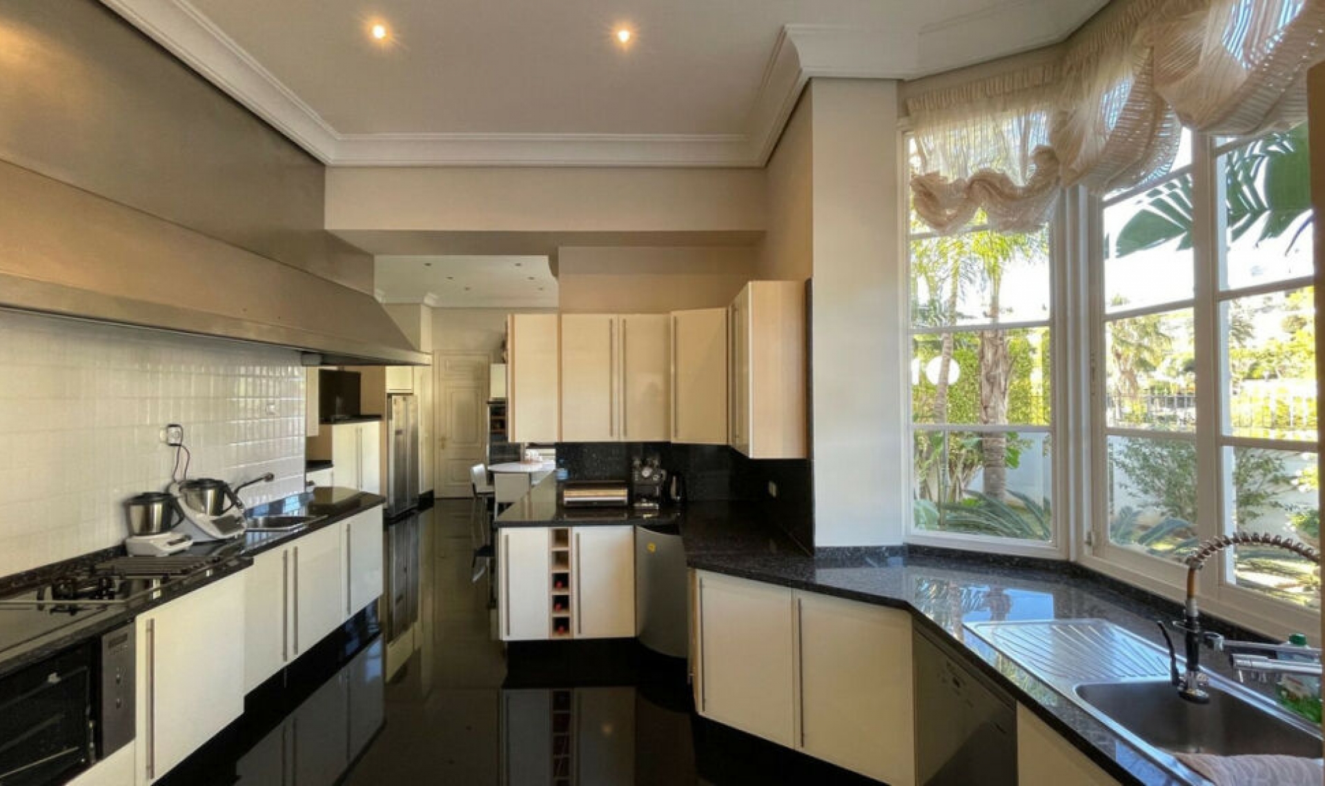 Resale - House -
Mijas