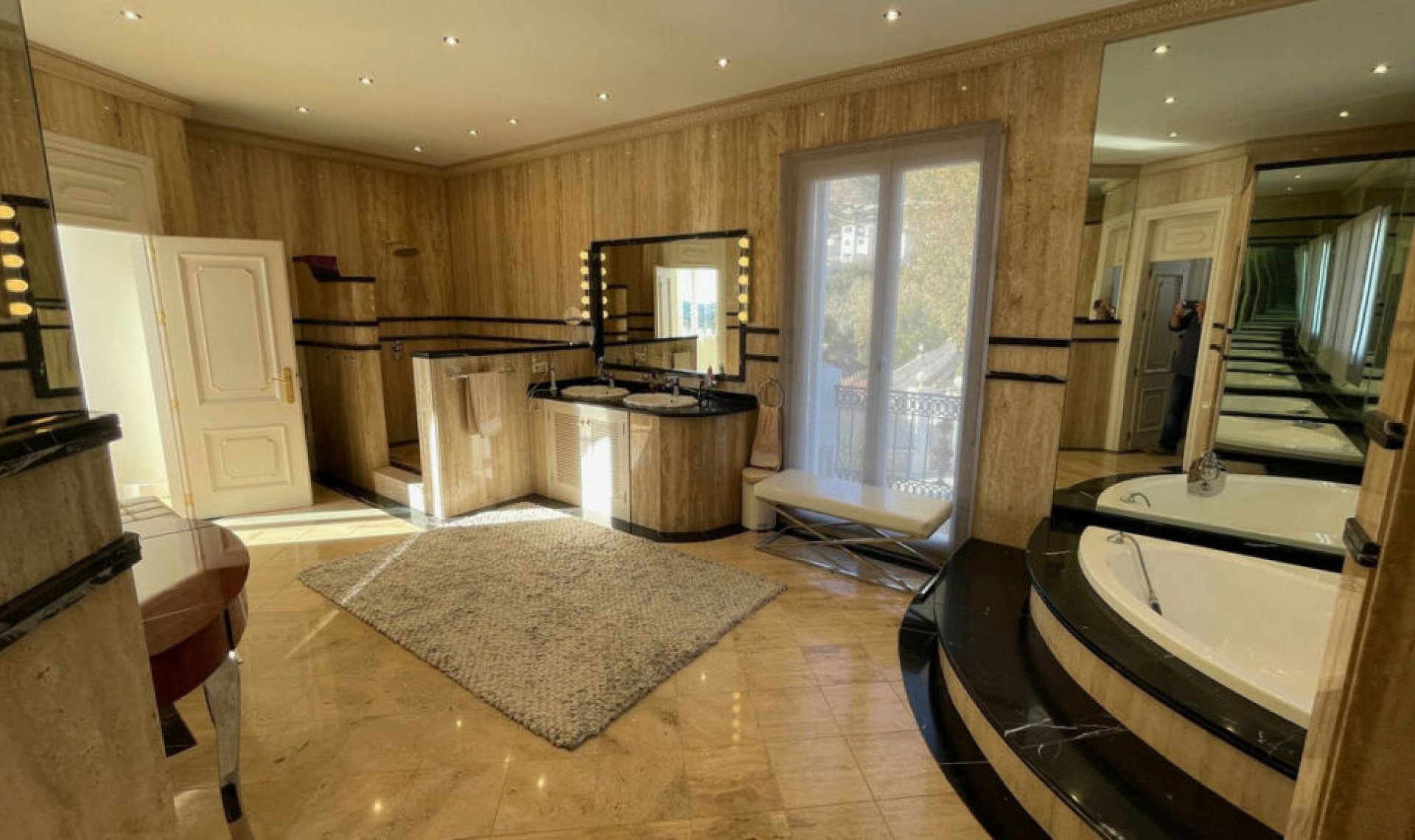 Resale - House -
Mijas