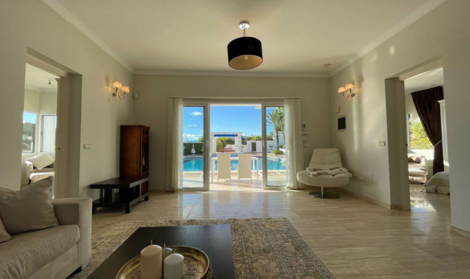 Resale - House -
Mijas