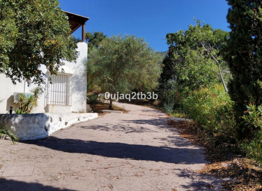 Resale - House -
Mijas