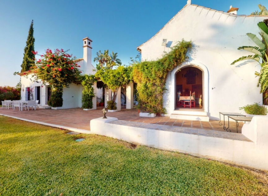 Resale - House -
Mijas