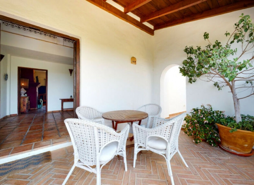 Resale - House -
Mijas
