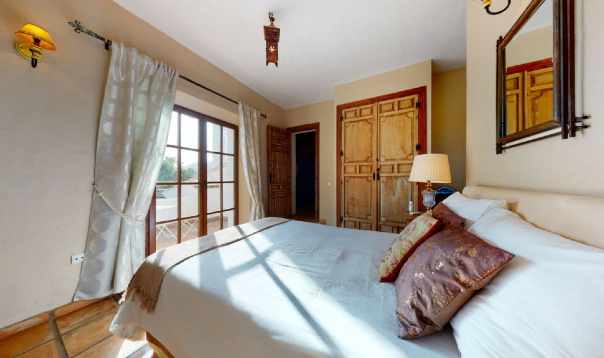 Resale - House -
Mijas