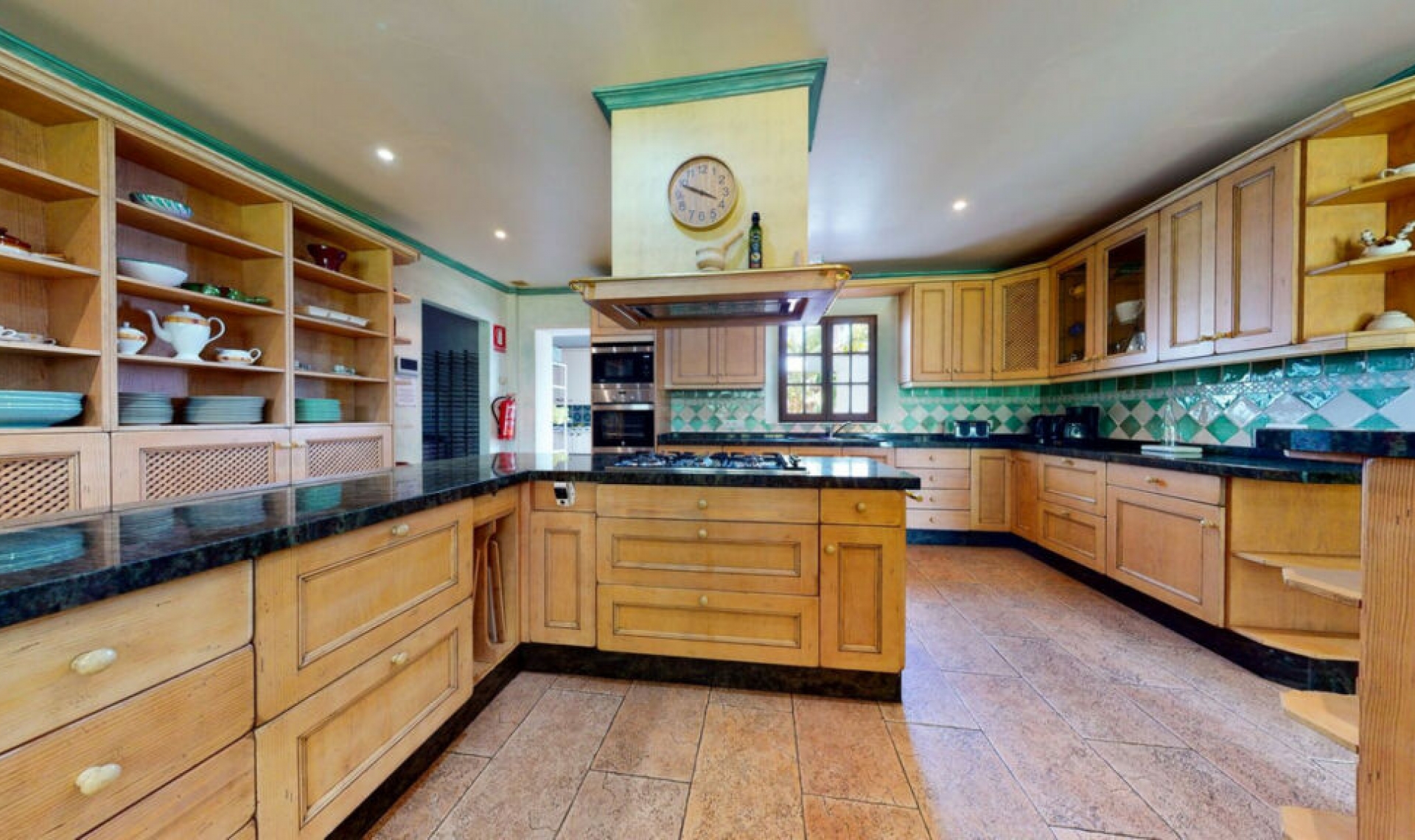 Resale - House -
Mijas