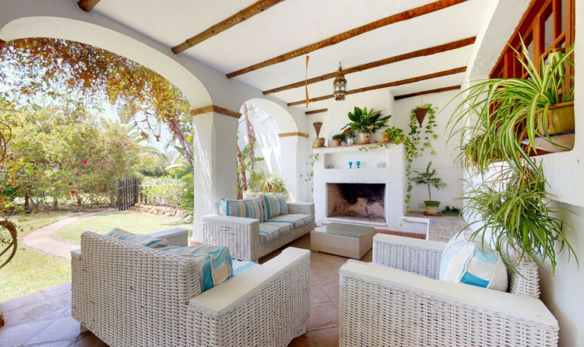 Resale - House -
Mijas
