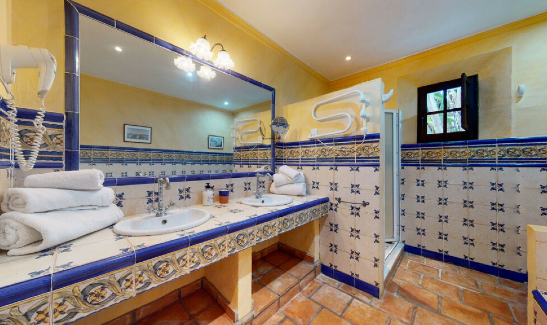Resale - House -
Mijas
