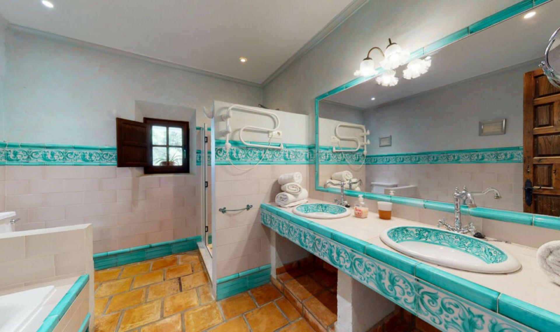 Resale - House -
Mijas
