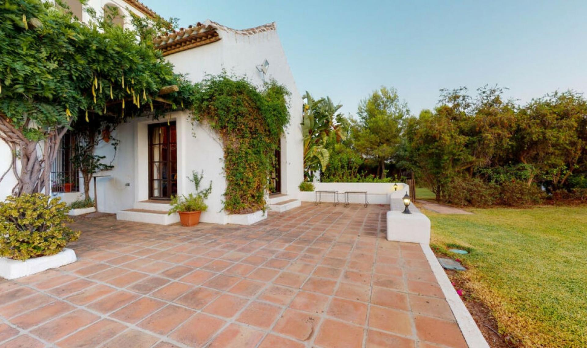 Resale - House -
Mijas