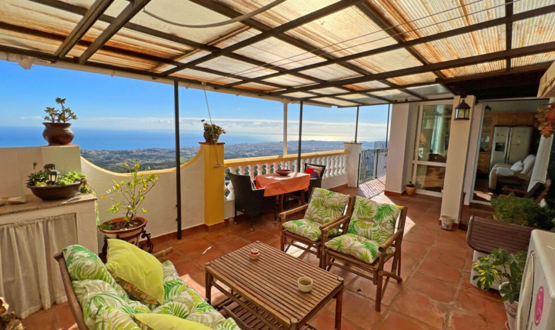 Resale - House -
Mijas