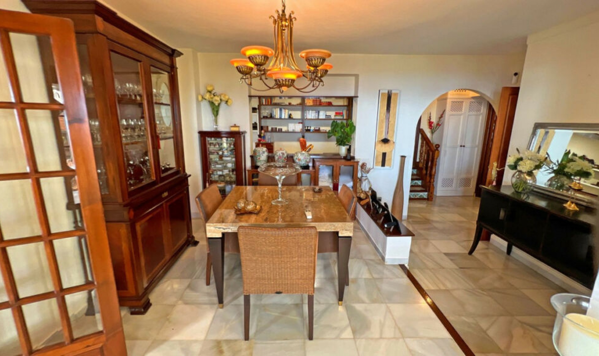 Resale - House -
Mijas
