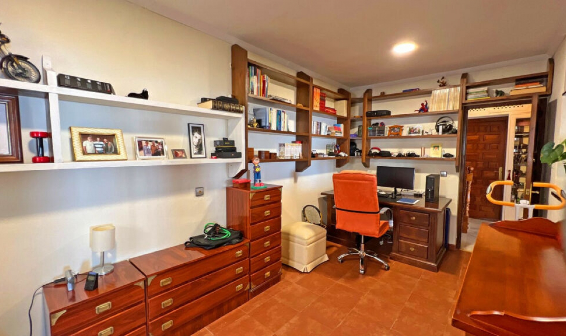 Resale - House -
Mijas