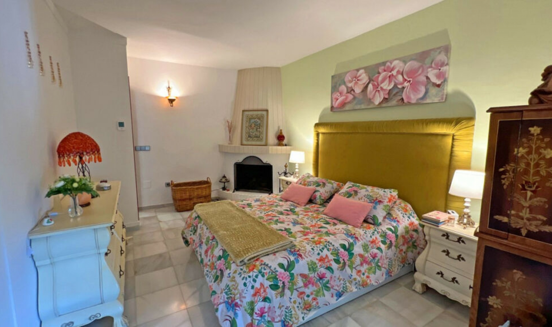Resale - House -
Mijas