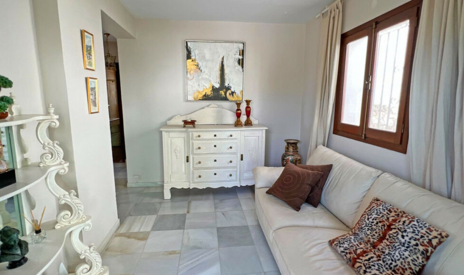 Resale - House -
Mijas