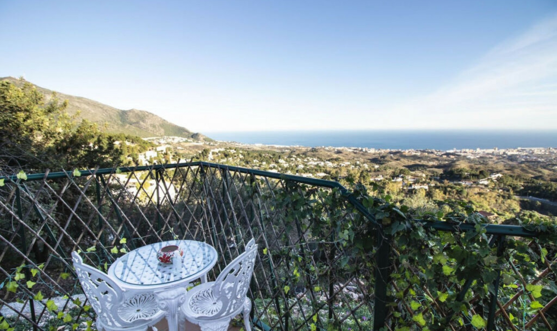 Resale - House -
Mijas