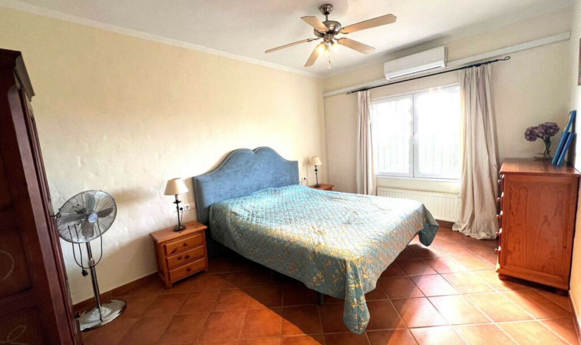 Resale - House -
Mijas