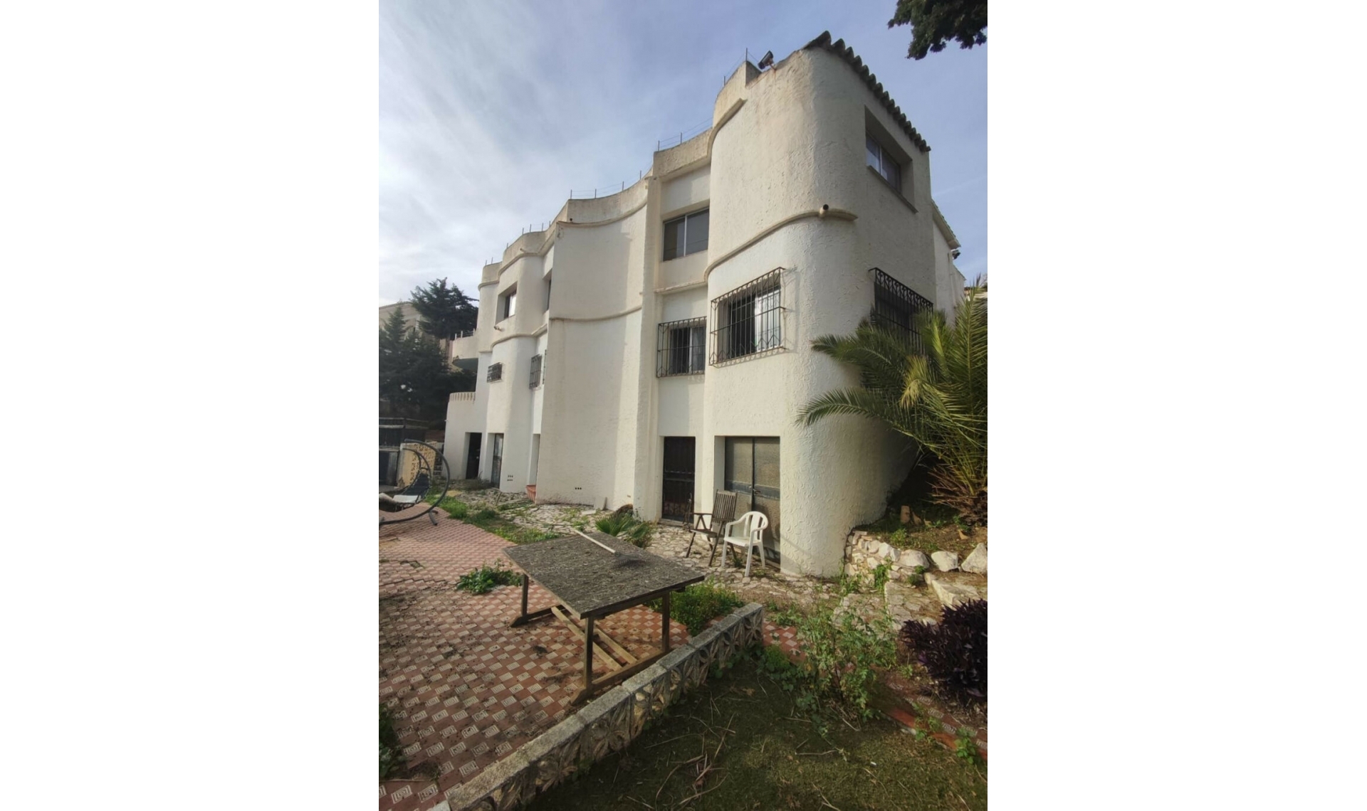 Resale - House -
Mijas