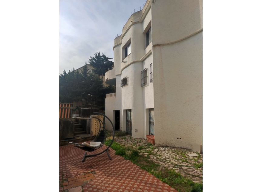 Resale - House -
Mijas