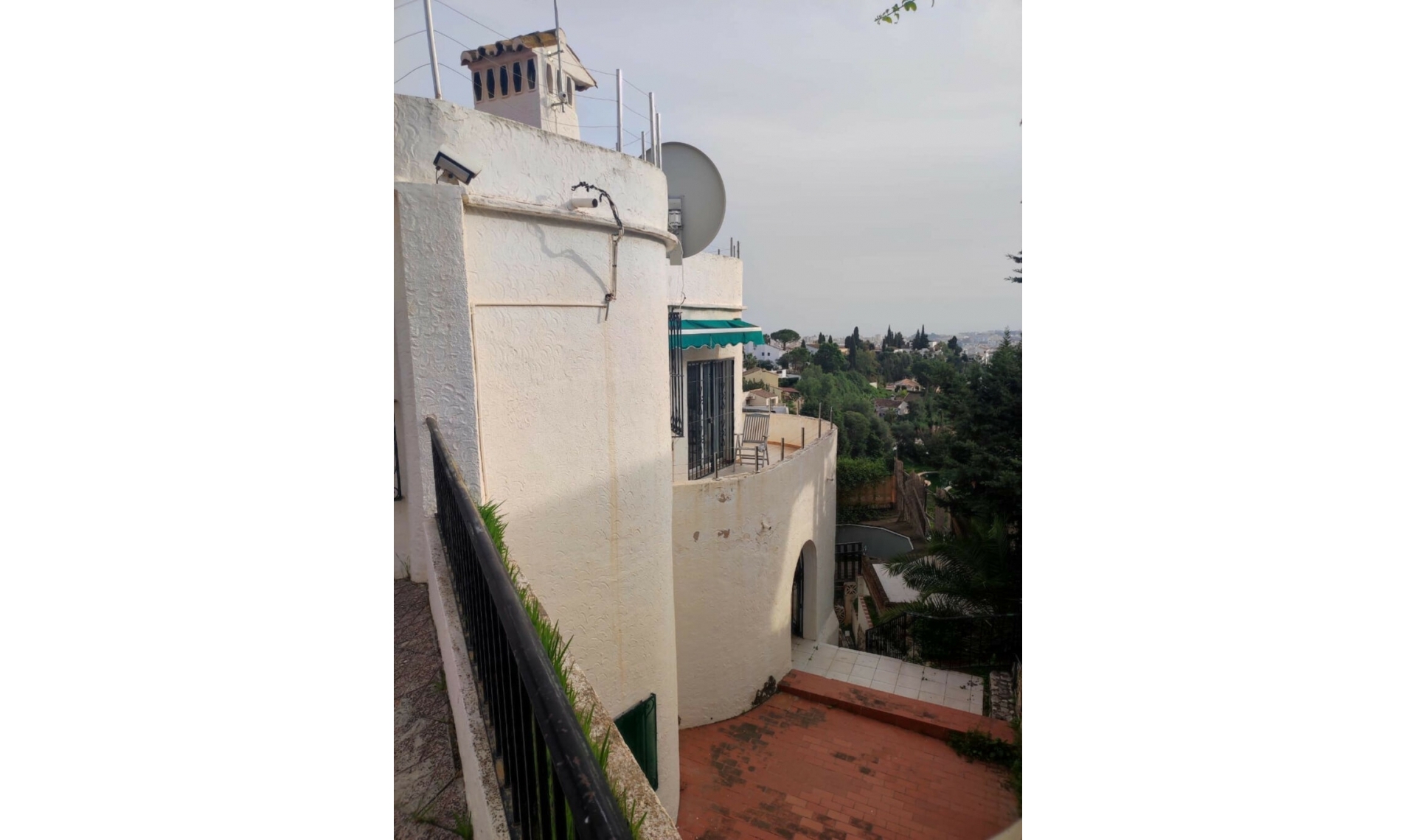 Resale - House -
Mijas