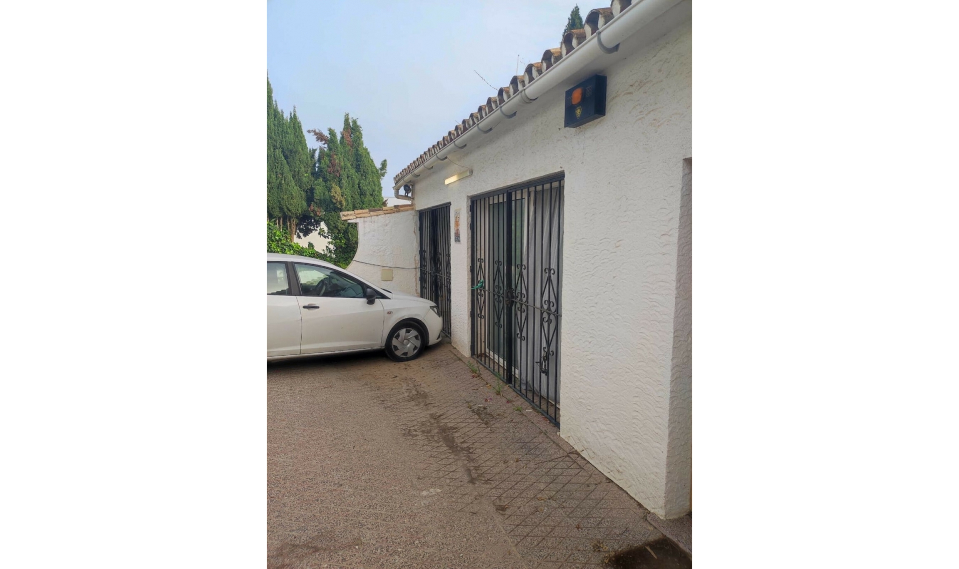 Resale - House -
Mijas