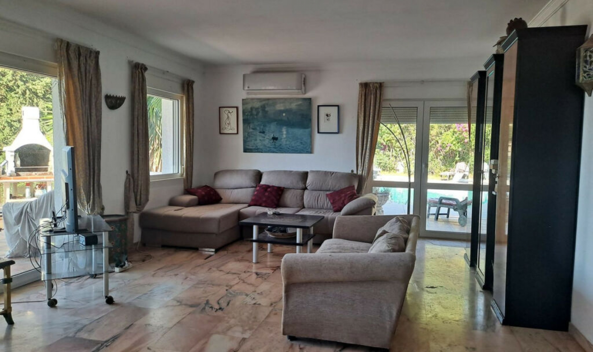Resale - House -
Mijas