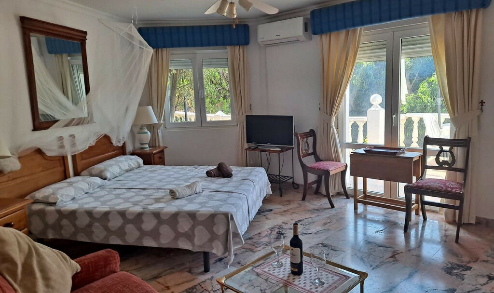 Resale - House -
Mijas