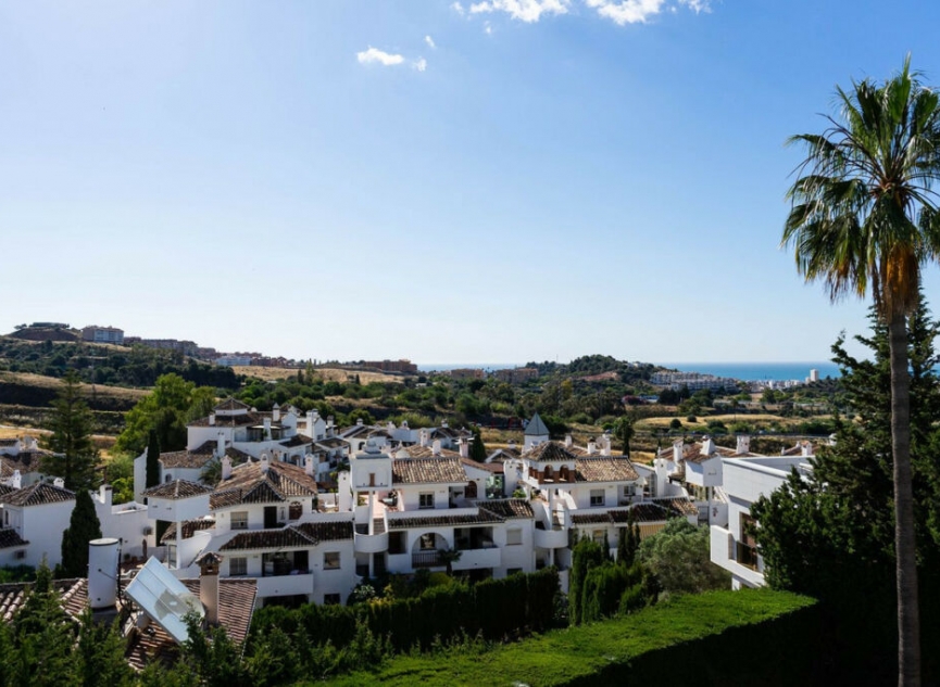 Resale - House -
Mijas