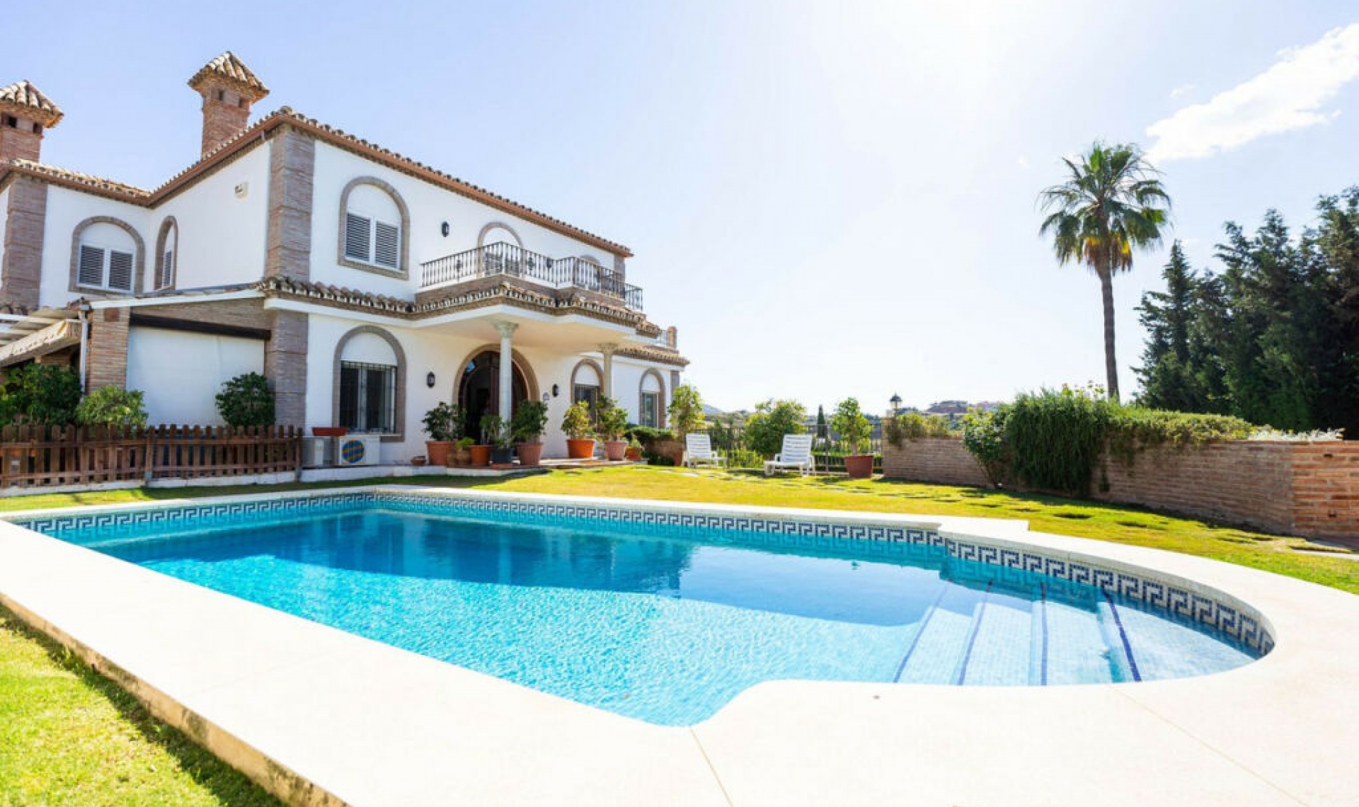 Resale - House -
Mijas