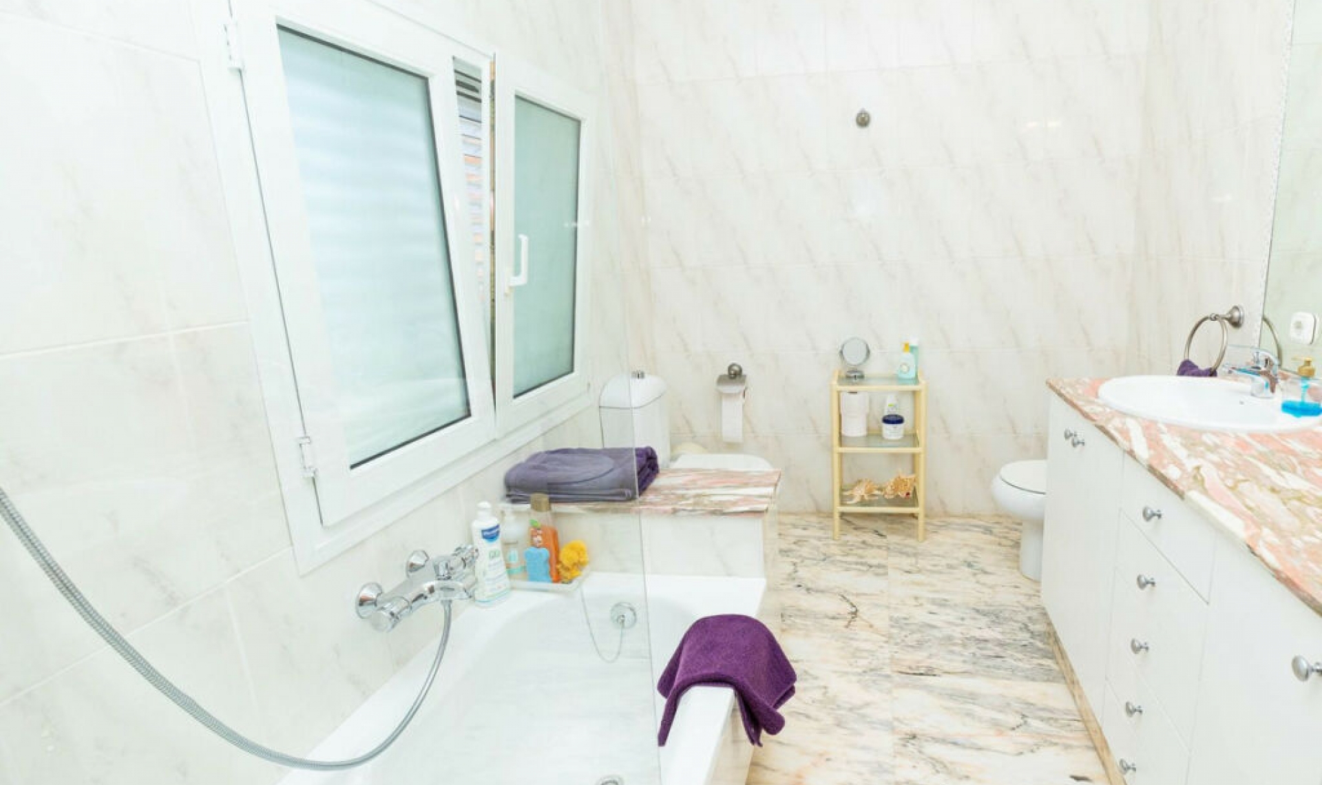 Resale - House -
Mijas