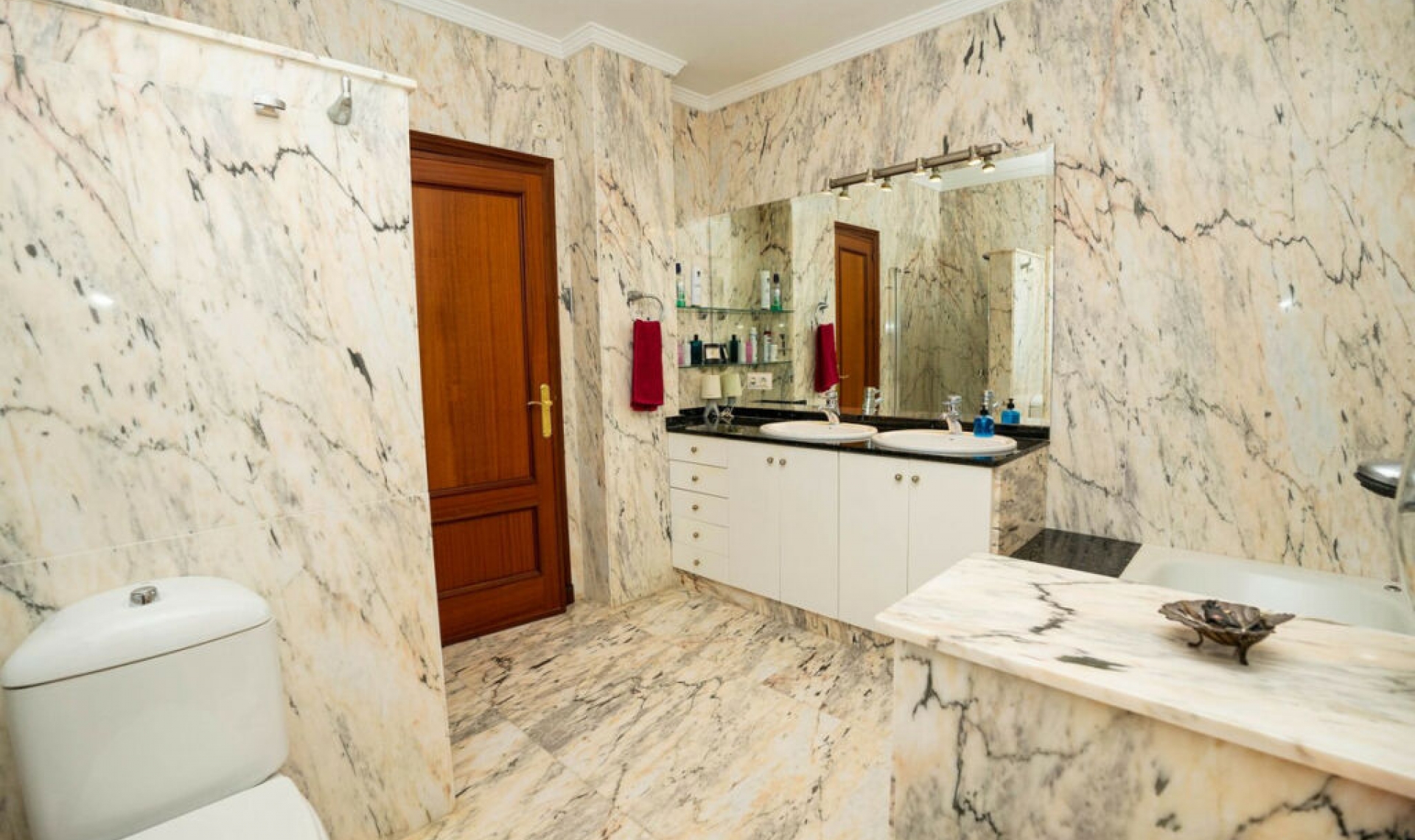 Resale - House -
Mijas