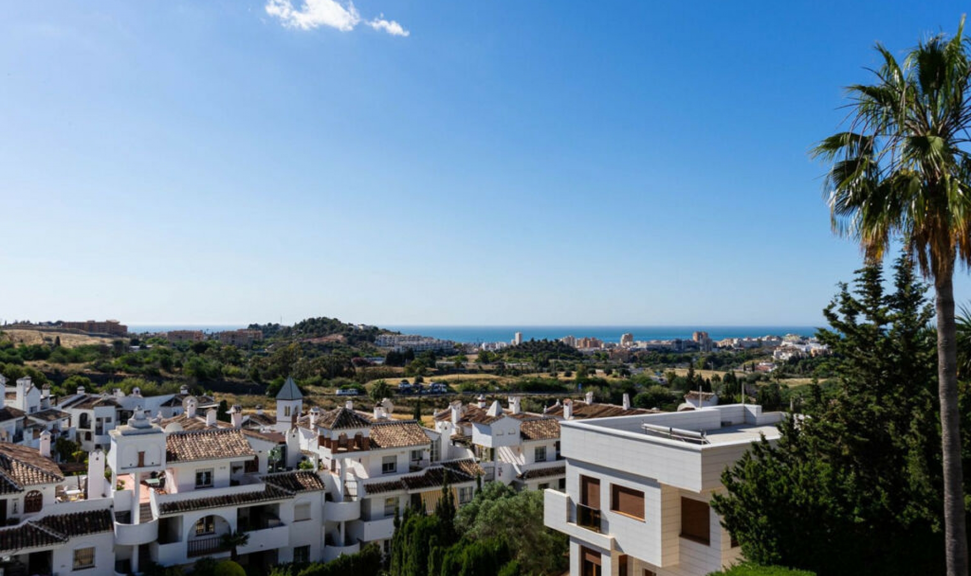 Resale - House -
Mijas