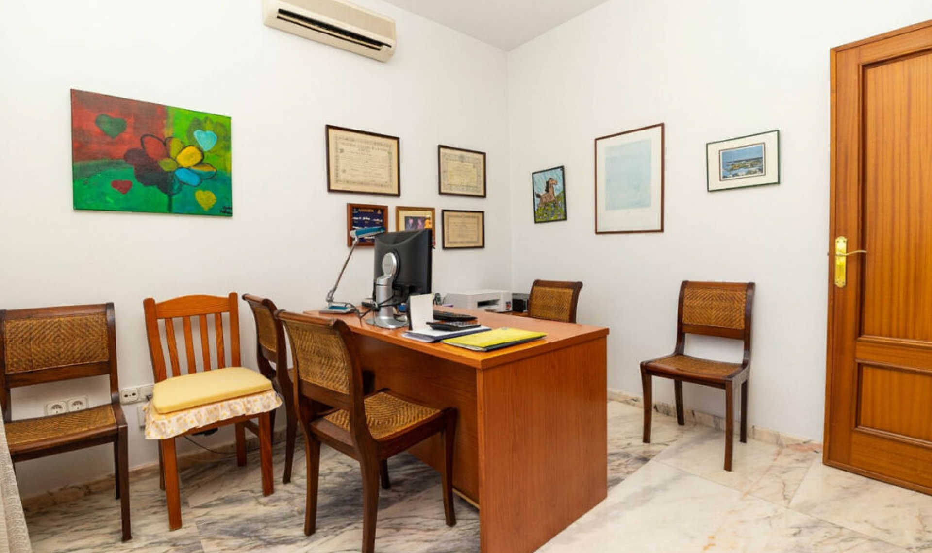 Resale - House -
Mijas