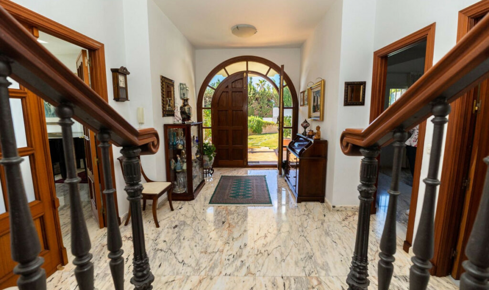 Resale - House -
Mijas