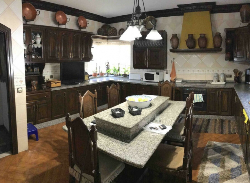 Resale - House -
Mijas