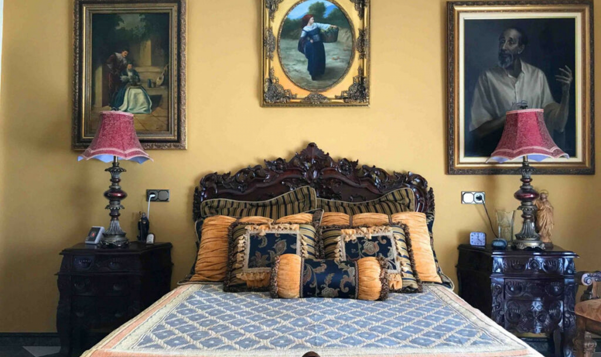 Resale - House -
Mijas