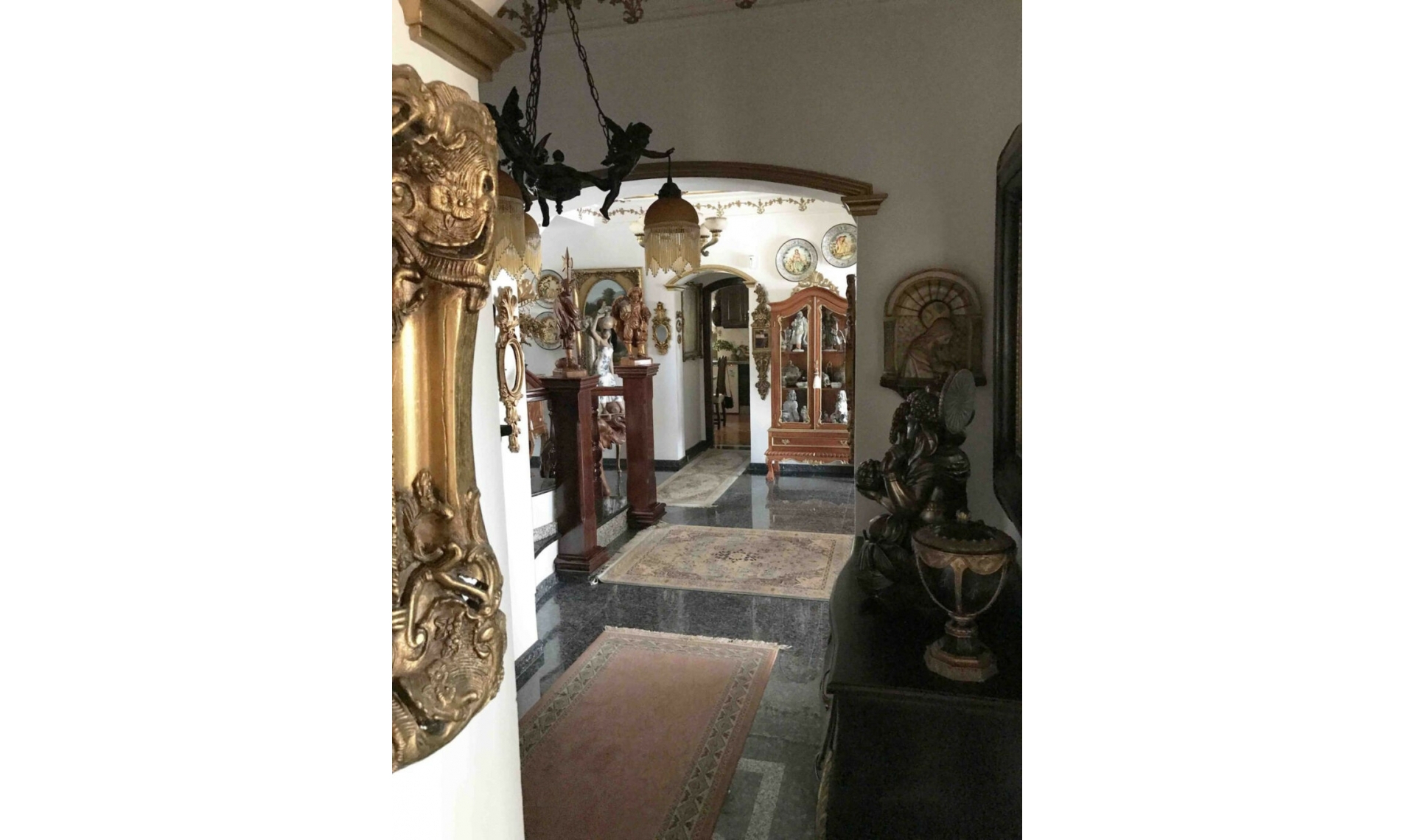 Resale - House -
Mijas