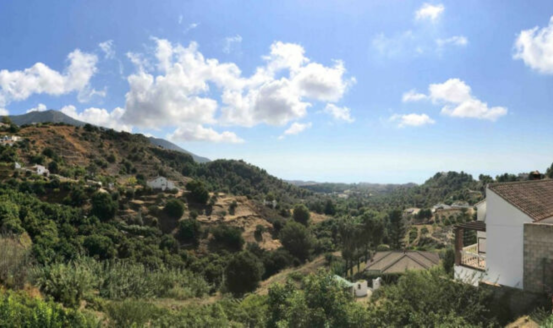 Resale - House -
Mijas