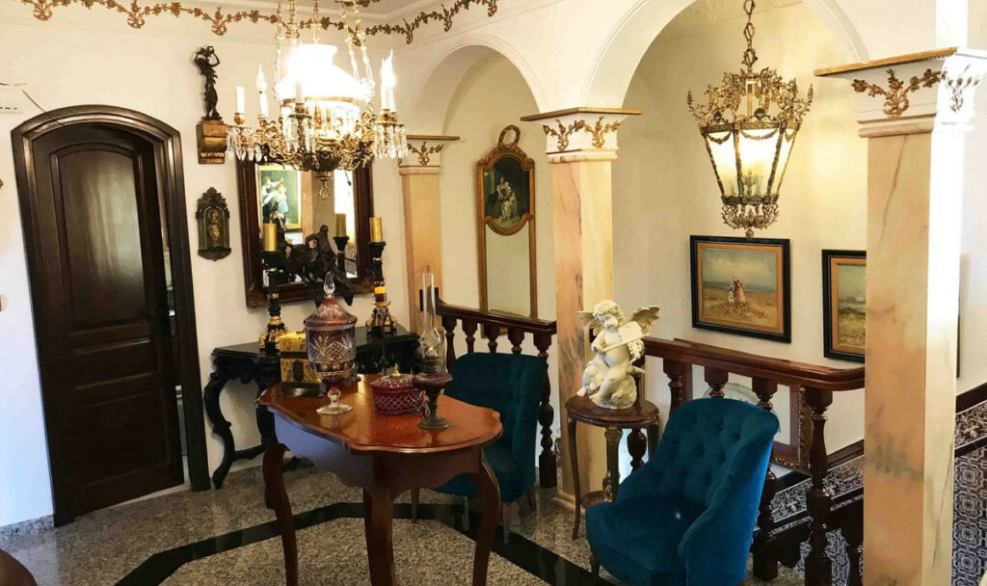 Resale - House -
Mijas