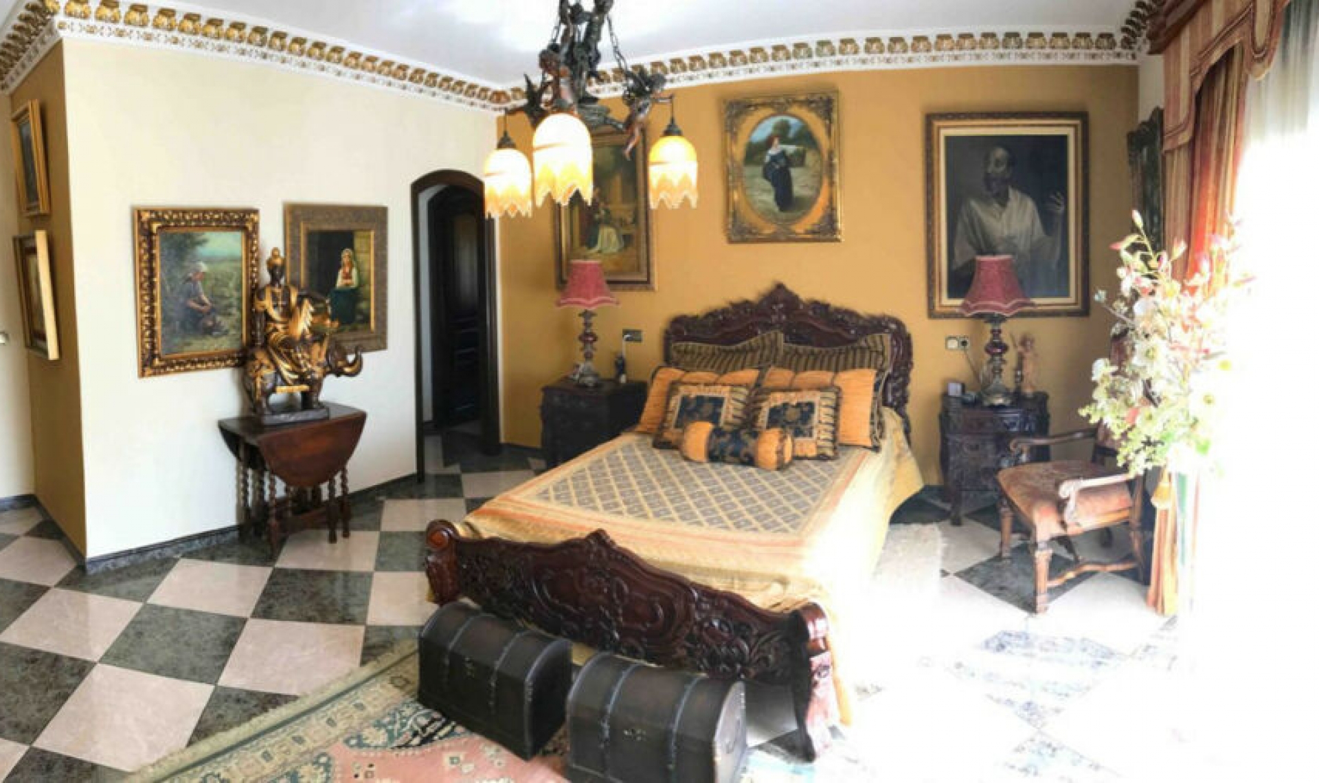 Resale - House -
Mijas