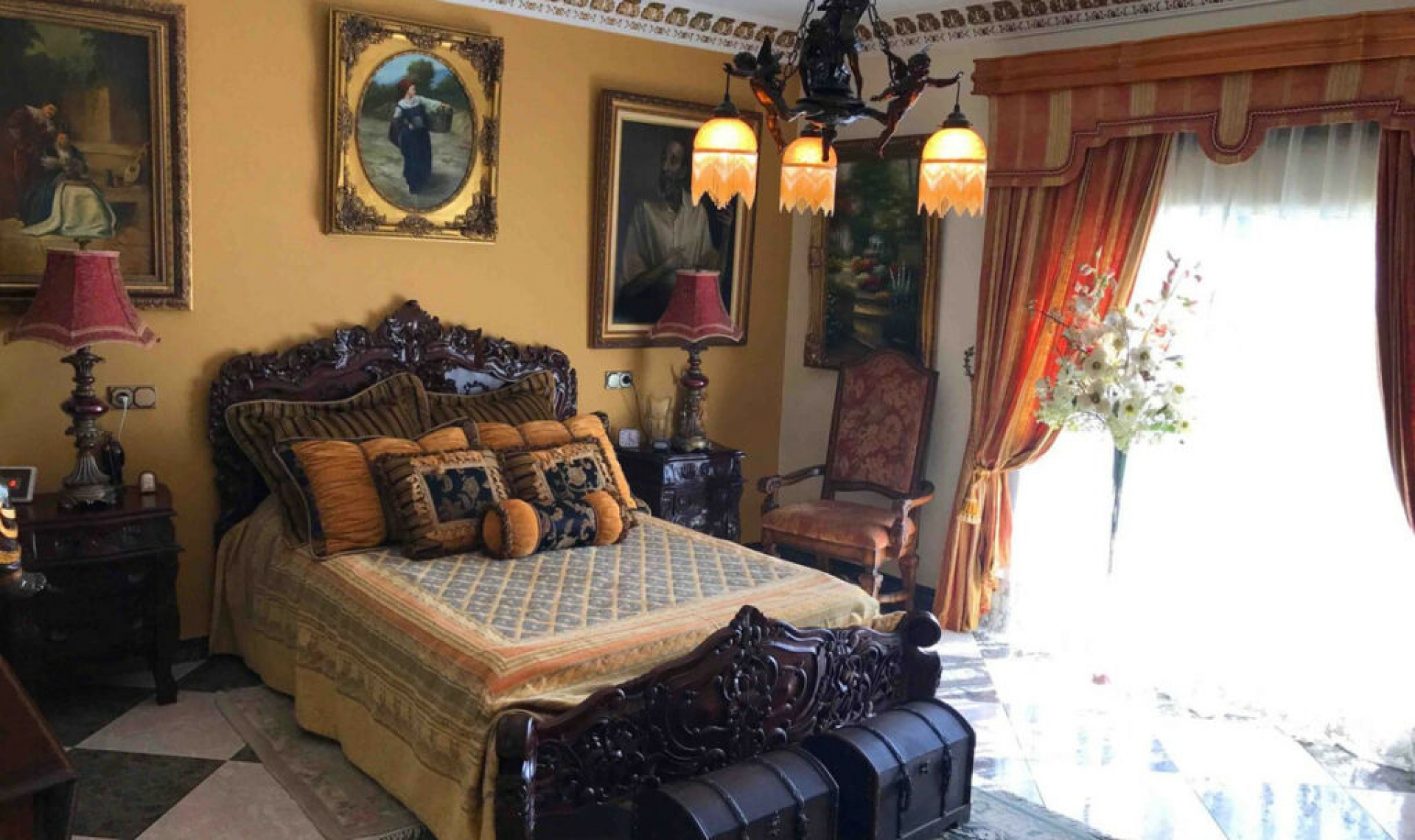 Resale - House -
Mijas