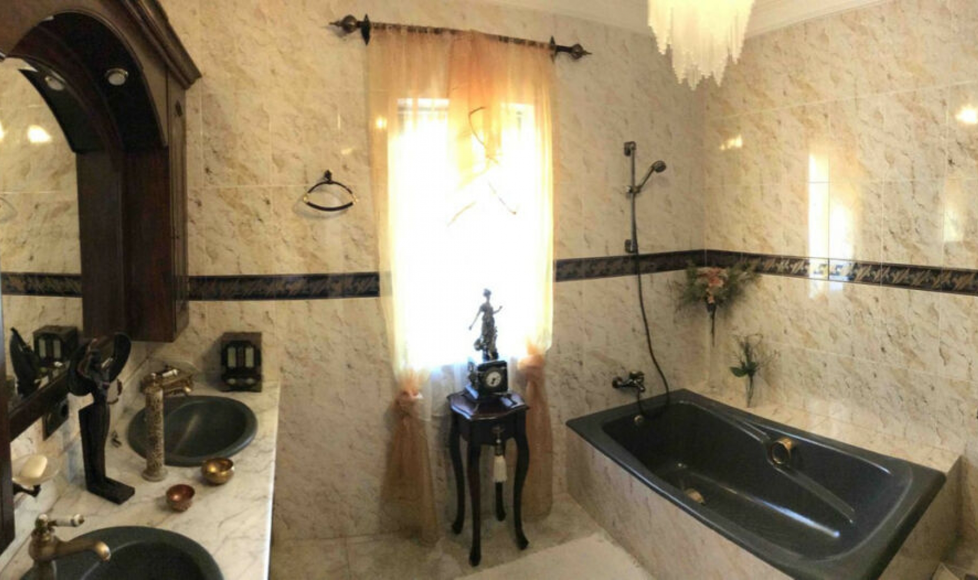 Resale - House -
Mijas