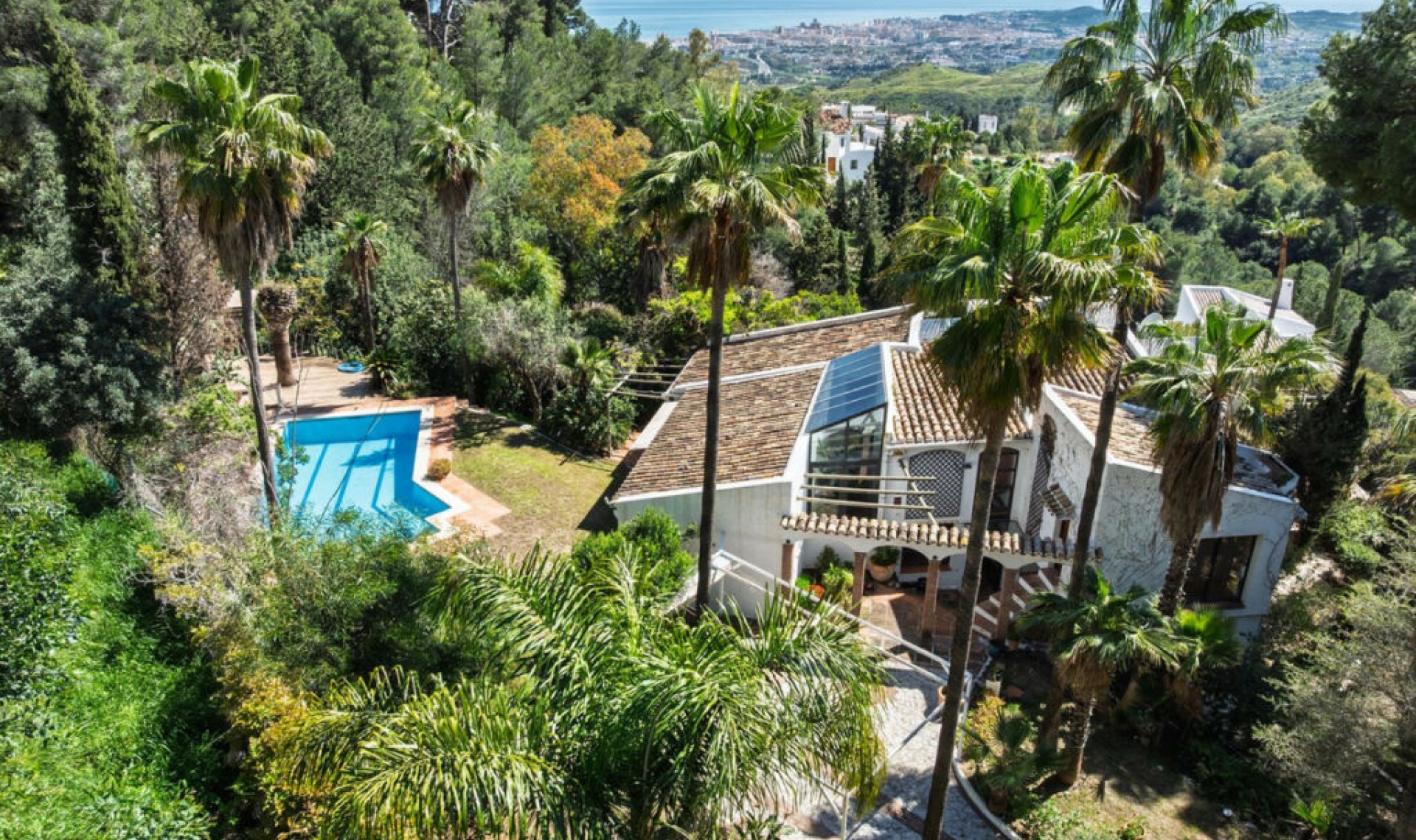 Resale - House -
Mijas