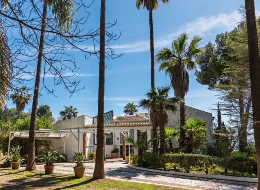 Resale - House -
Mijas