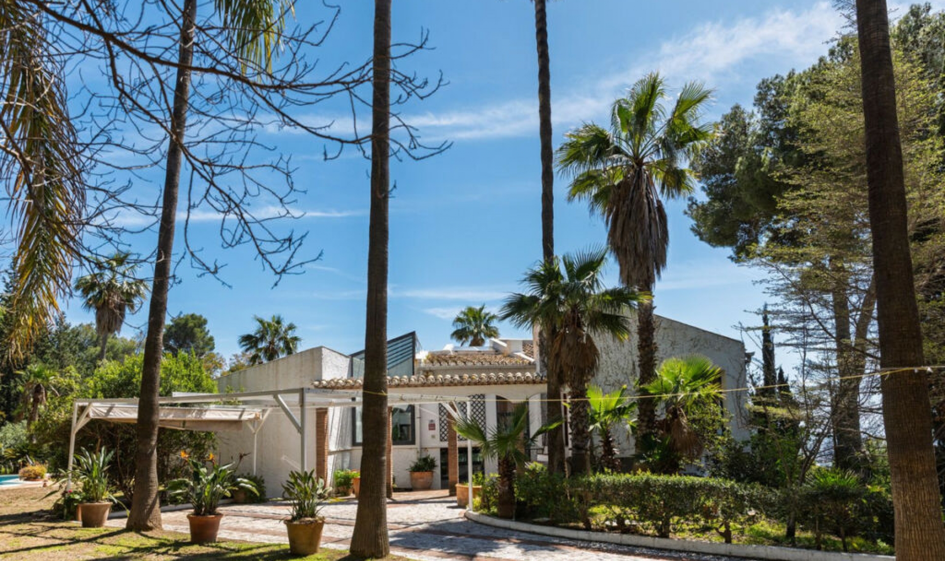 Resale - House -
Mijas