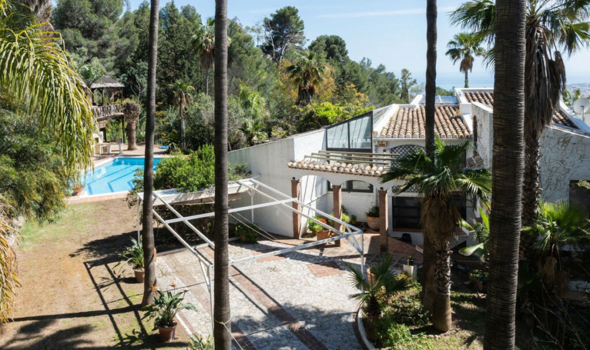 Resale - House -
Mijas