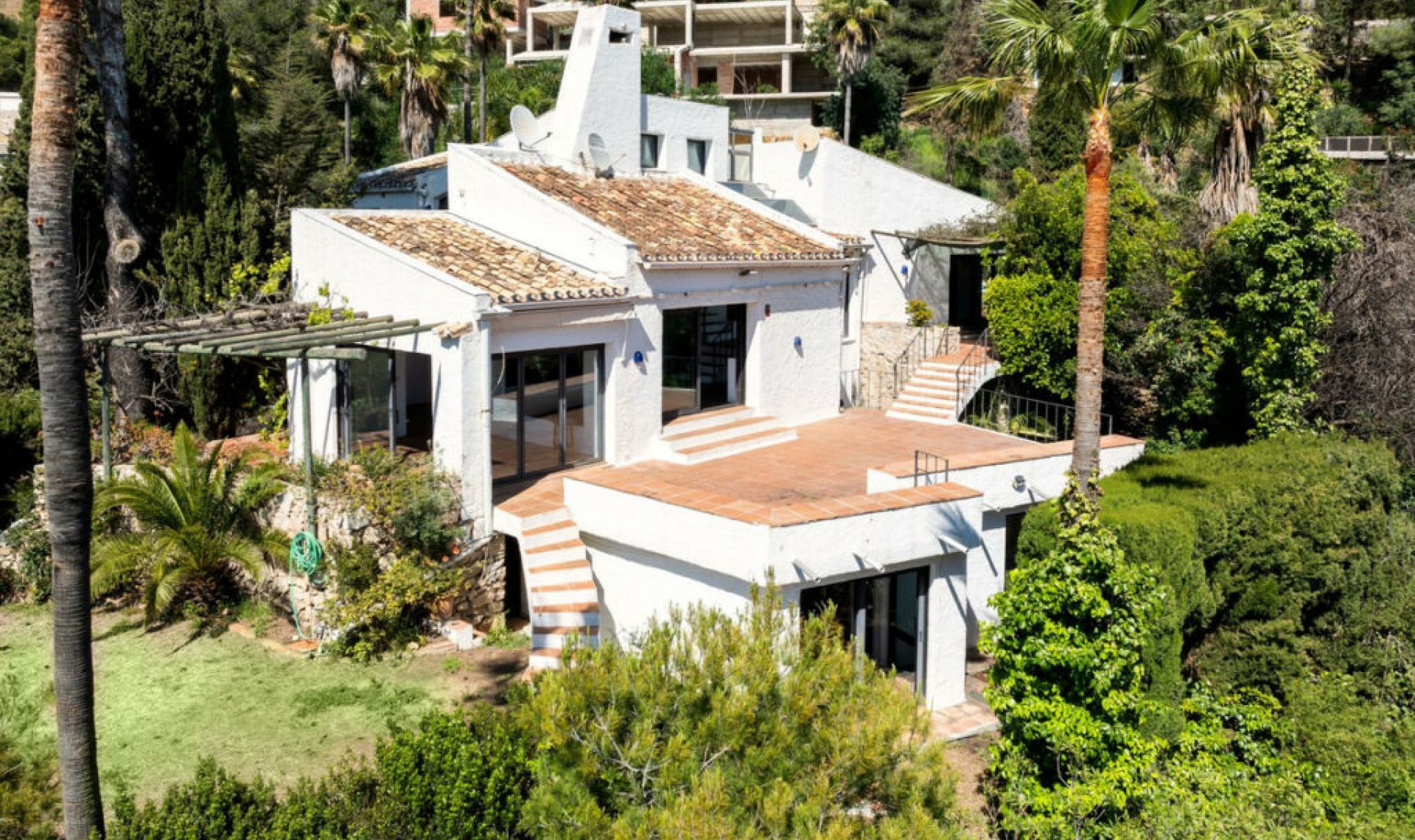 Resale - House -
Mijas
