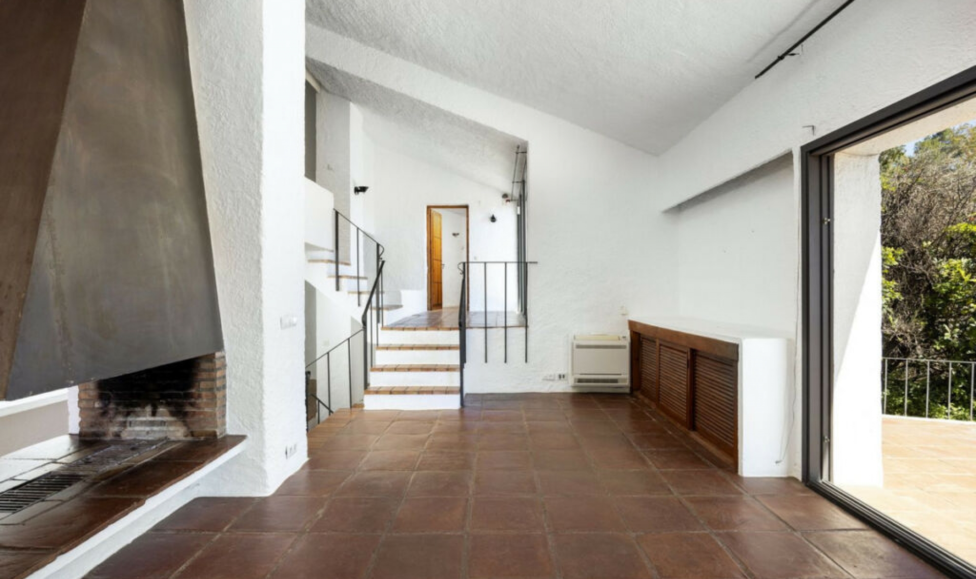 Resale - House -
Mijas
