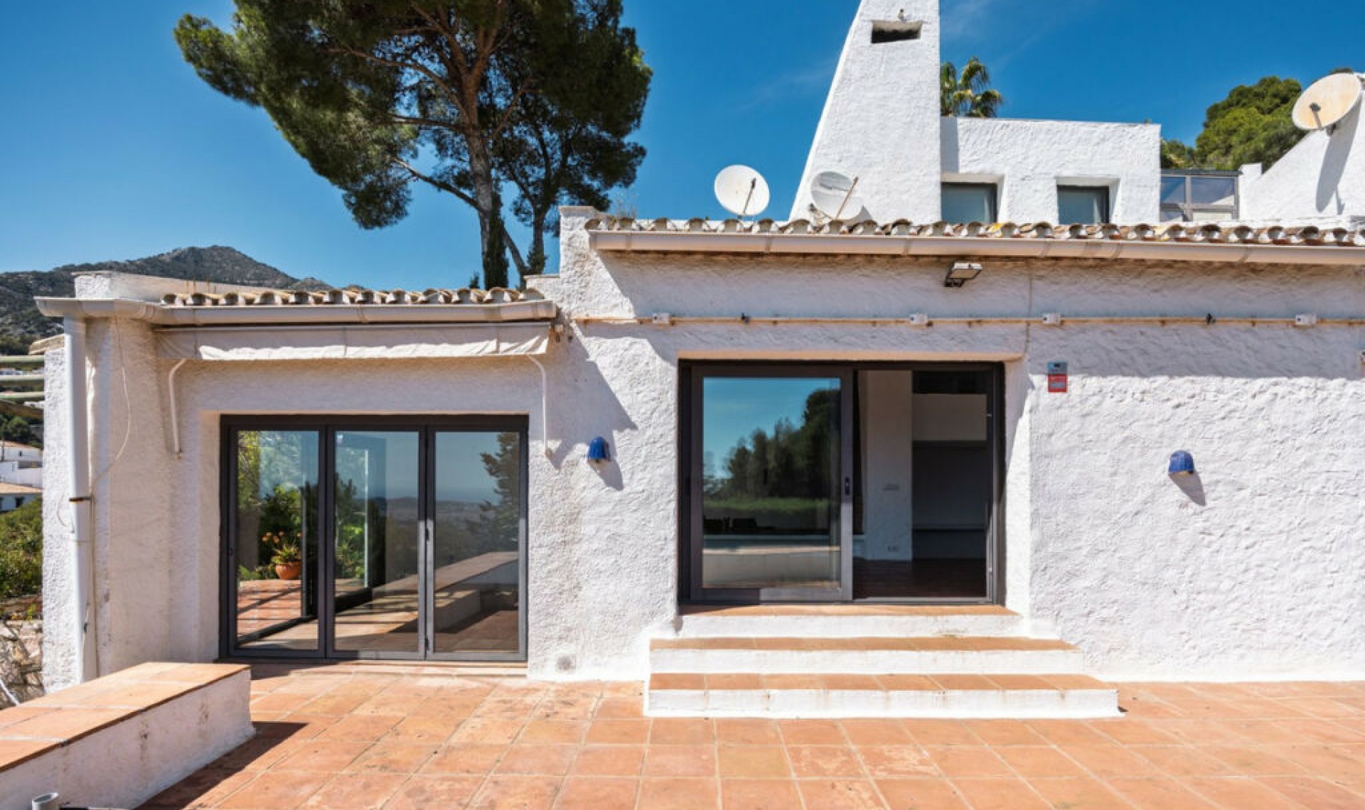 Resale - House -
Mijas