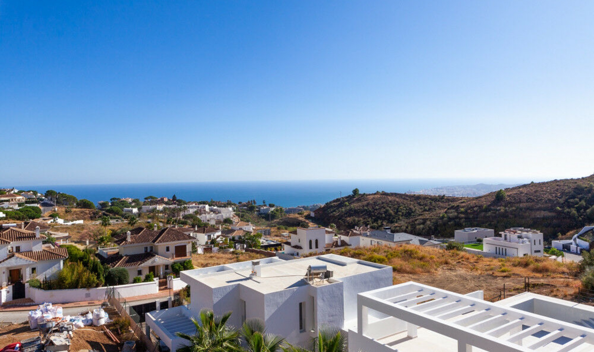 Resale - House -
Mijas