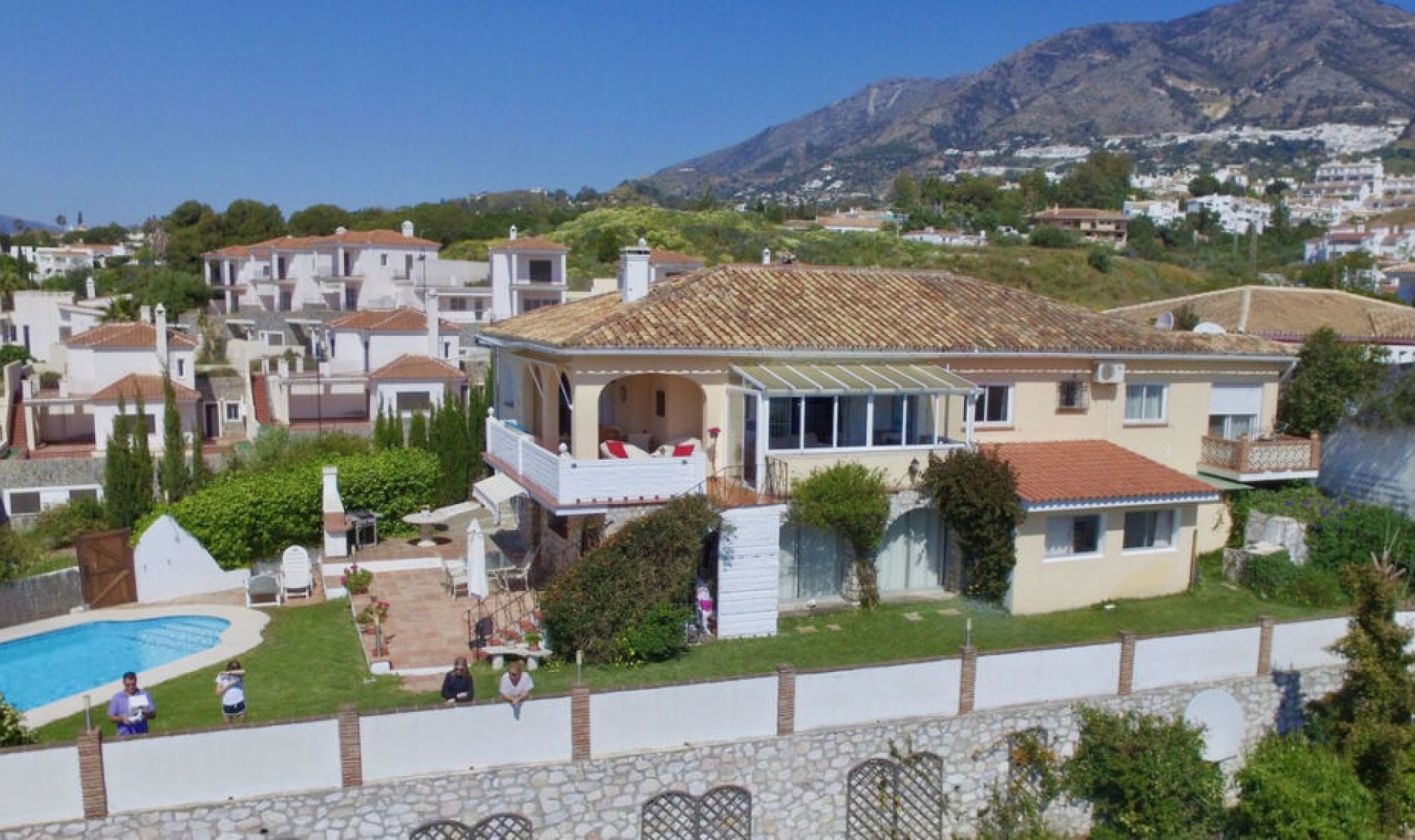 Resale - House -
Mijas