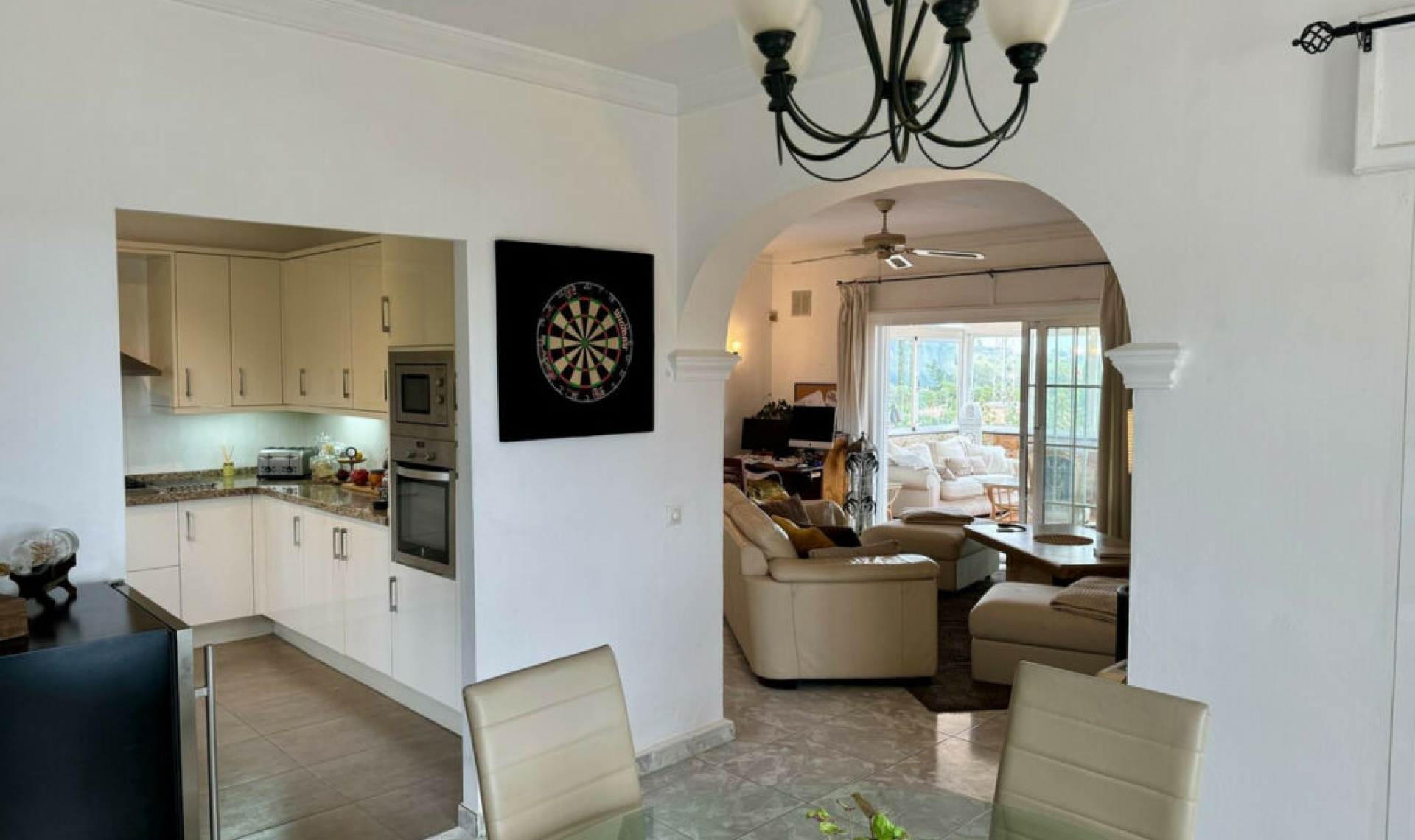 Resale - House -
Mijas